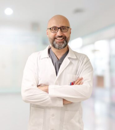 الدكتور محمد الحجيري افضل دكتور كهرباء قلب في الاردن طبيب كهرباء القلب في الاردن خفقان القلب اضطراب نبض القلب