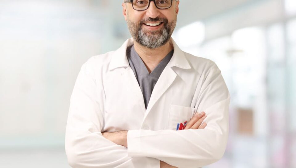 الدكتور محمد الحجيري افضل دكتور كهرباء قلب في الاردن طبيب كهرباء القلب في الاردن خفقان القلب اضطراب نبض القلب