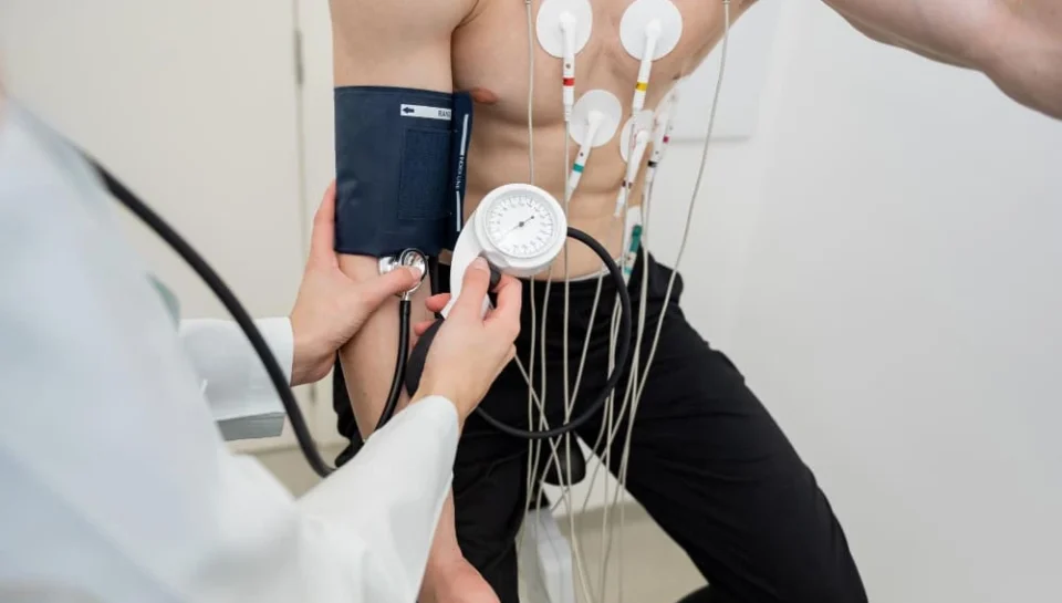 القسطرة الكهربائية للقلب كهرباء القلب اضطراب نظم القلب